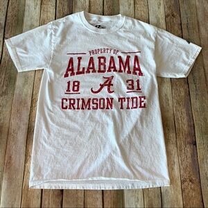 University of Alabama youth graphic tee shirt